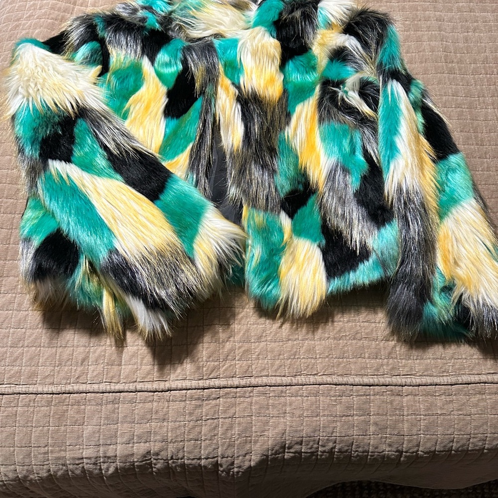 Multi Color Faux Fur - Picture 2 of 3